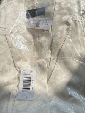 Lane Bryant Size 28 Cream Jacquard Top